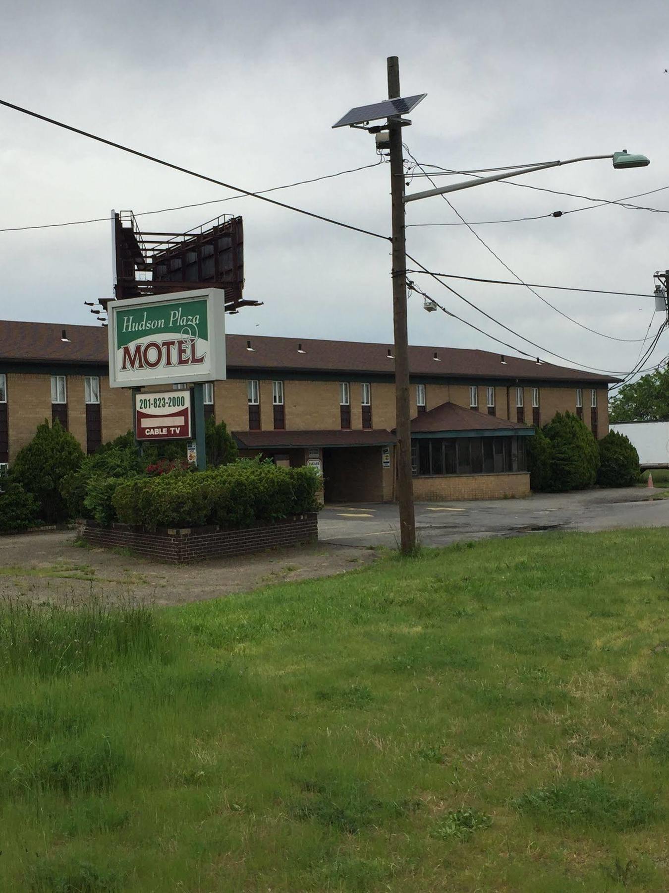 Hudson Plaza Motel Jersey City Exterior foto
